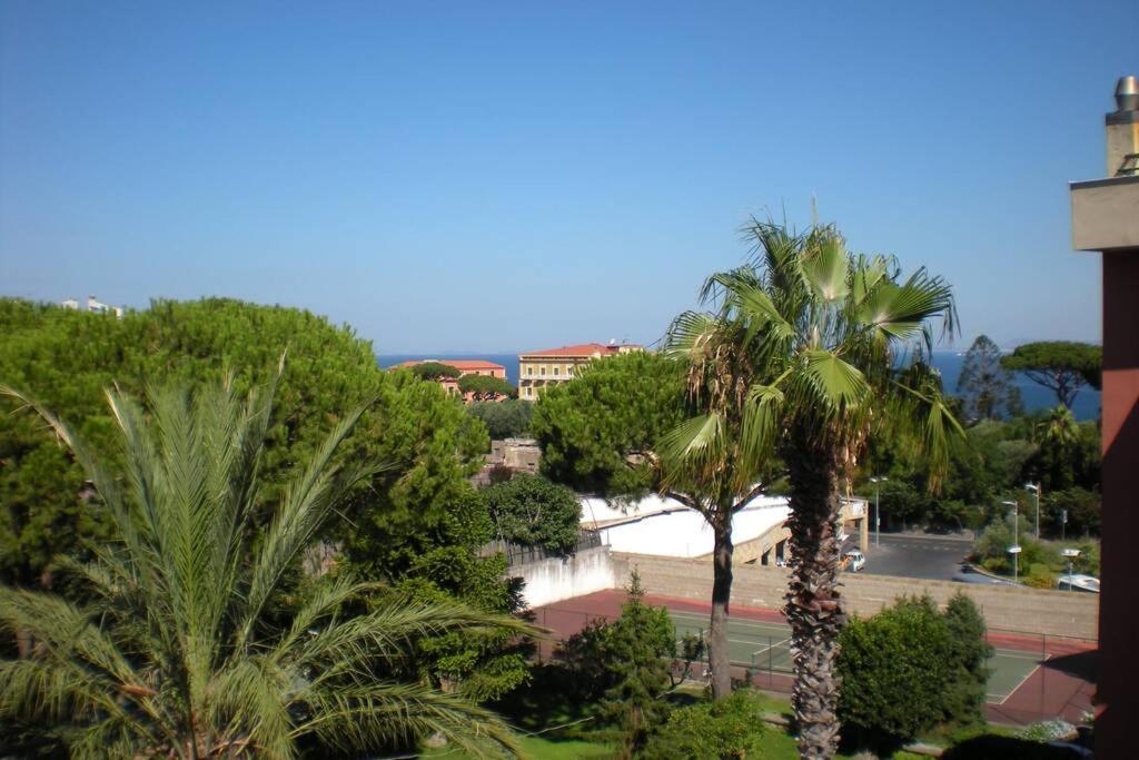 Le Temps Retrouve Sorrento Exterior photo